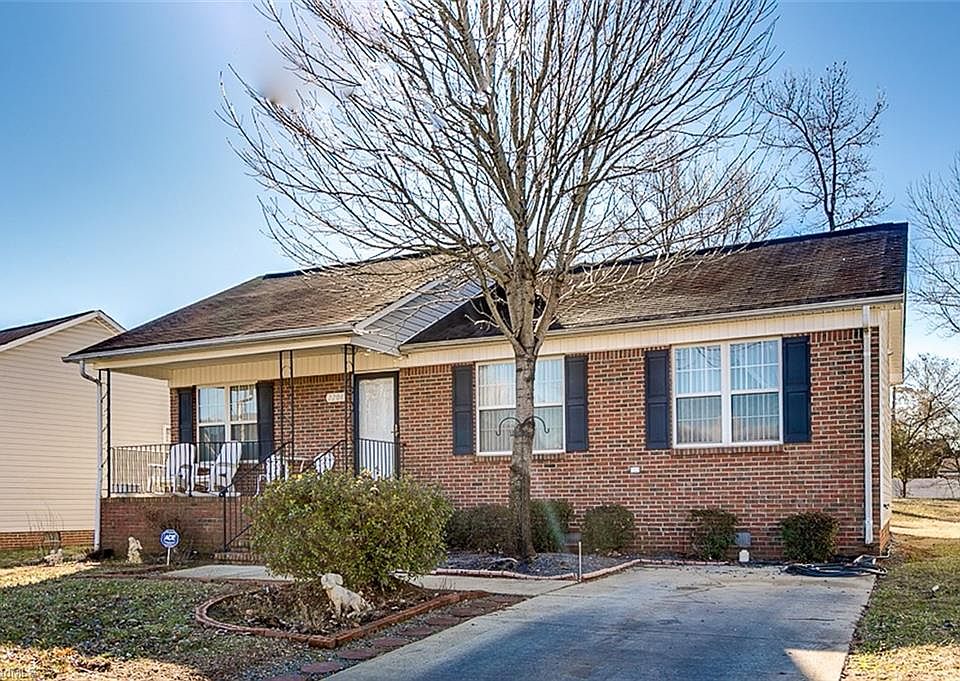 1st image of 2208 Blair Kahzan Dr