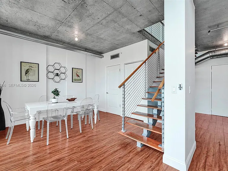 690 SW 1st Ct #Penthouse I12 — Photo 7