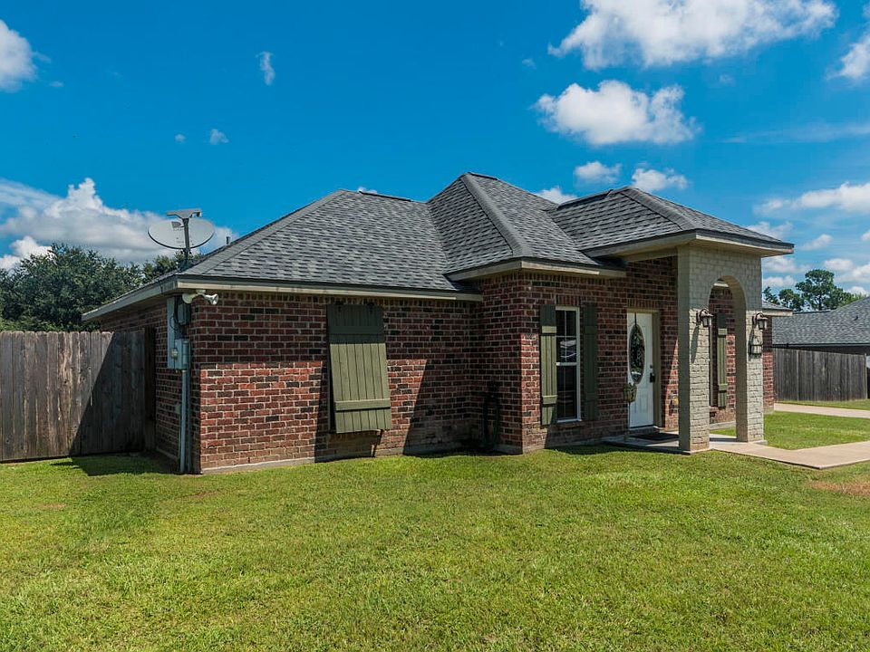 1st image of 148 Sugarland Cir