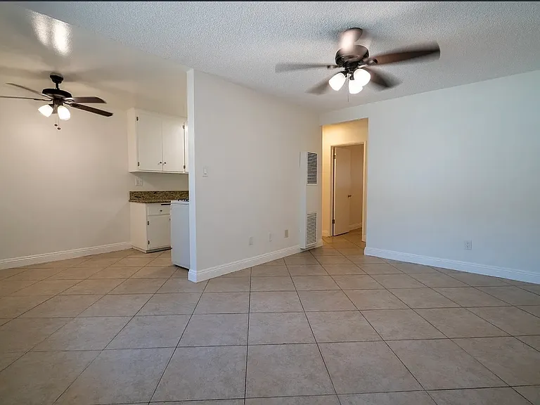 1764 W Juno Ave #C — Photo 3