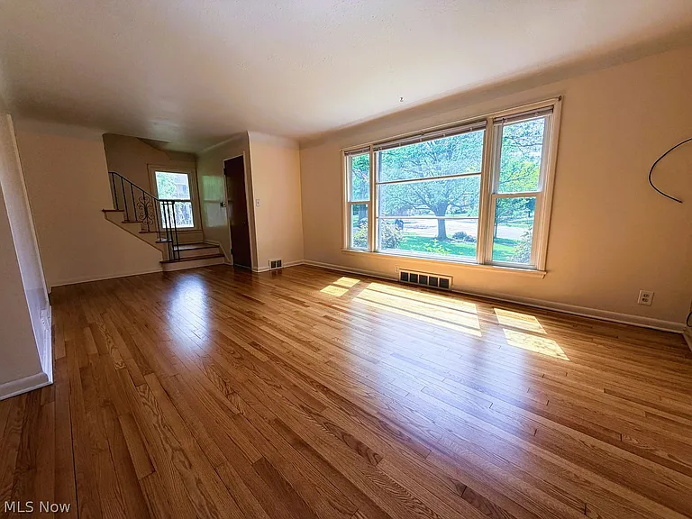 2267 Edgerton Rd — Photo 5