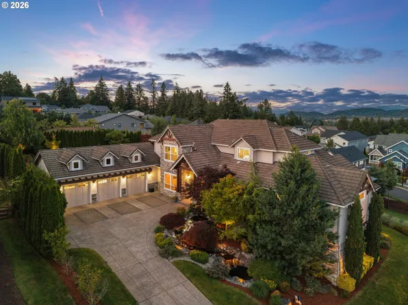 14733 SE Northern Heights Dr, Happy Valley, OR 97086
