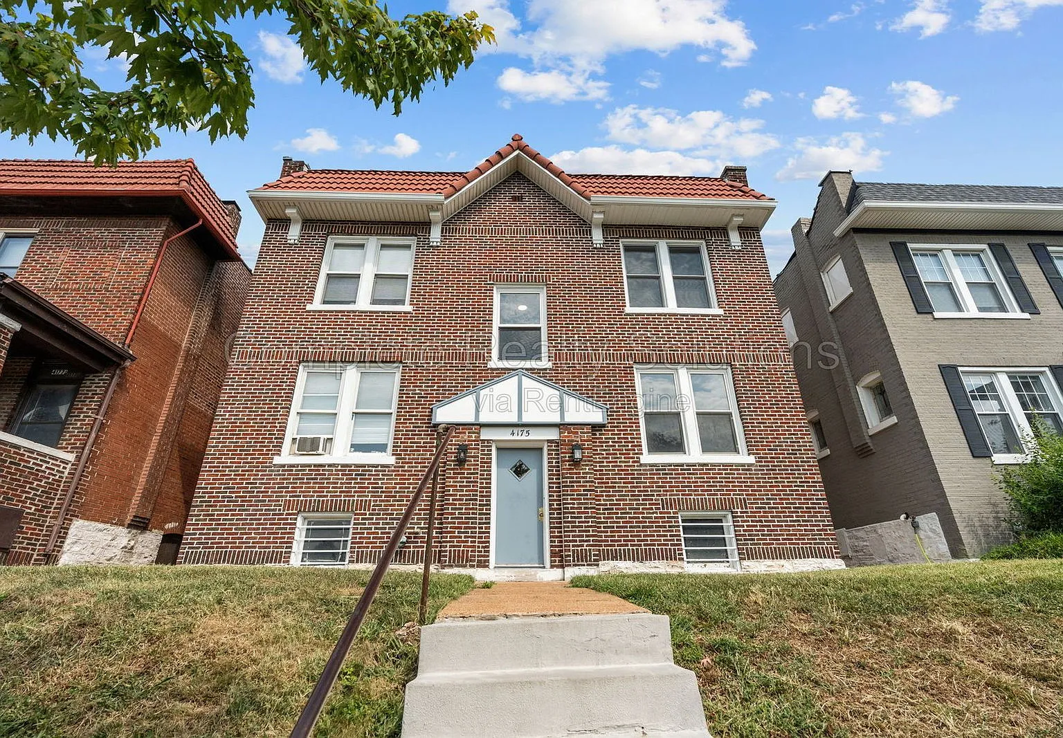 1 bed, 1.0 bath, 645 sqft, $900 — Photo 1