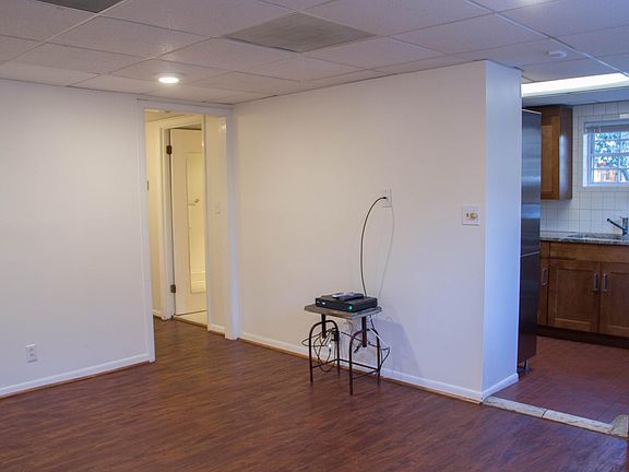 Living room and the entrance to the kitchen