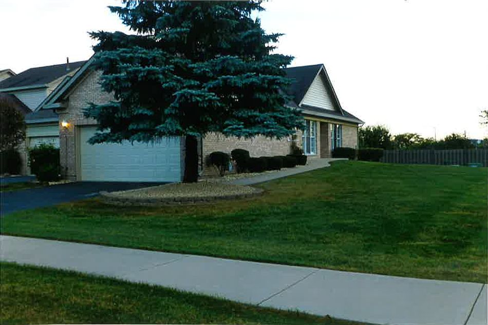 1st image of 7833 Bristol Park Dr