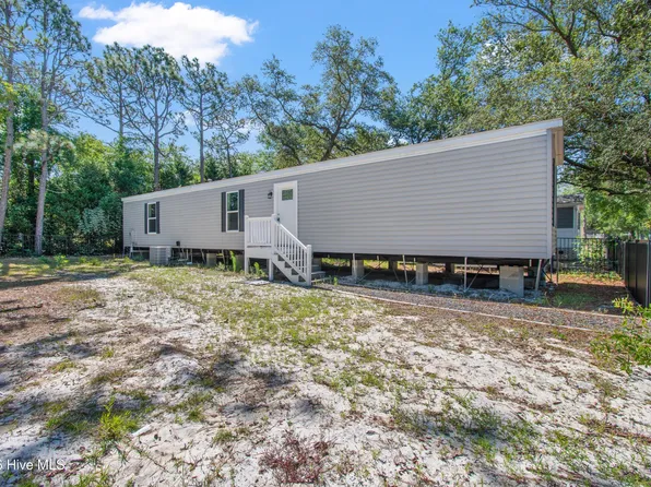2740 Ocean View Avenue SW, Supply, NC 28462