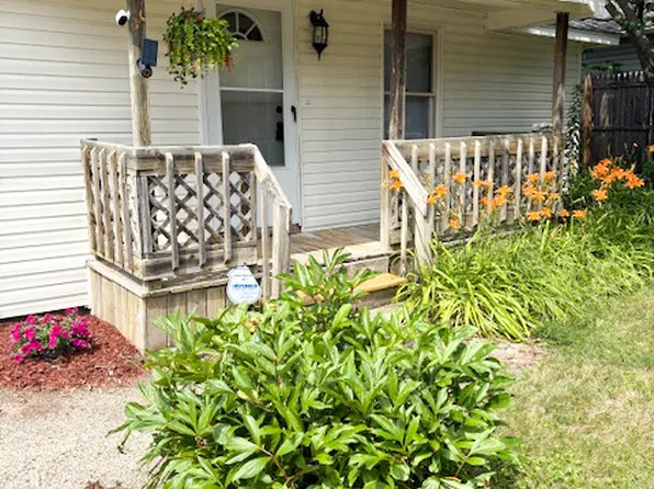 24676 W Passavant Ave, Round Lake, IL 60073