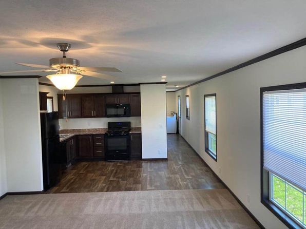 32 Aspen Dr #32