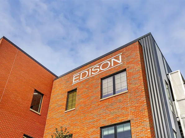 450 7th St #304, Des Moines, IA 50309