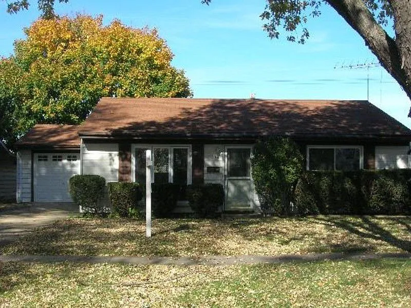 234 W Jeffery Ave photo 1