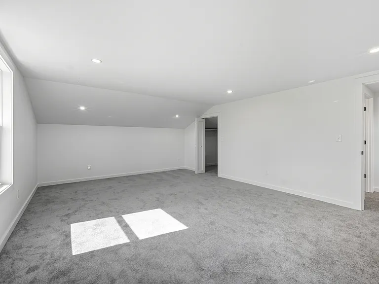 64 Leighton Rd — Photo 28