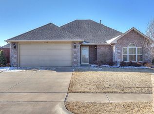 3305 E Irvington St, Broken Arrow, OK 74014