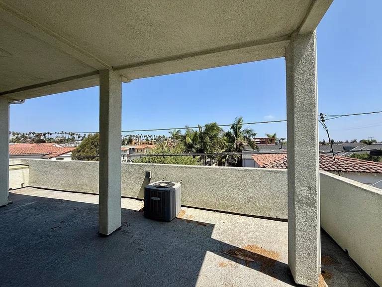 4501 E Ocean Blvd #1 — Photo 18