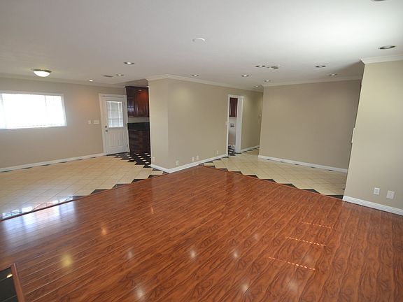 3rd image of 3115 S Harvard Blvd