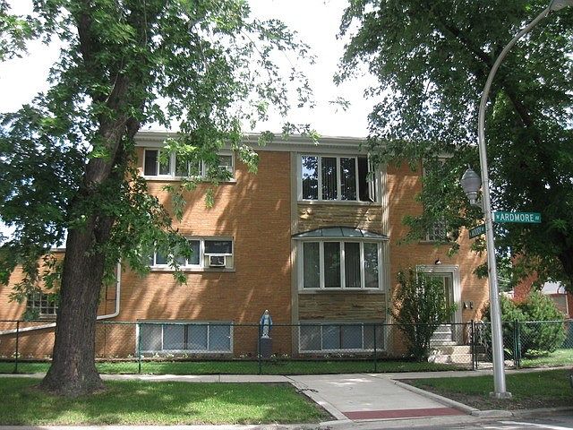 1st image of 6130 W Ardmore Ave #2