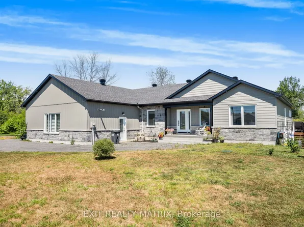 3515 Front Rd, East Hawkesbury, ON K6A 2R2