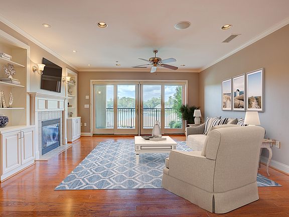 4th image of 100 Bridgewater Pointe Pl Unit 202