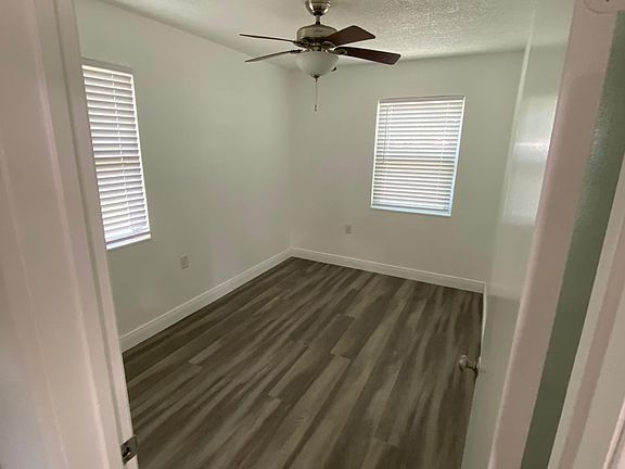 4th image of 4500 16th St N
