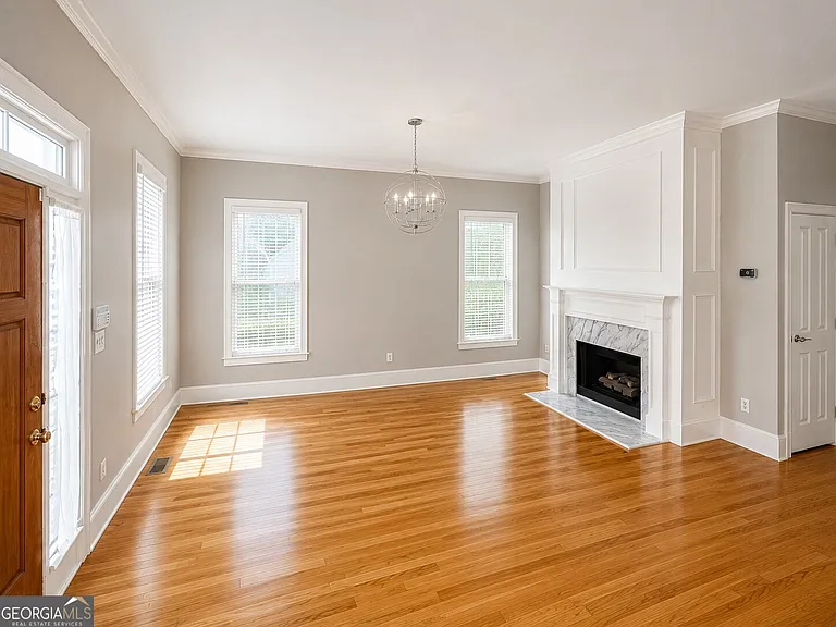 479 Woodward Ave SE — Photo 7