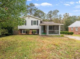 204 Serene Ct, Spartanburg, SC 29301