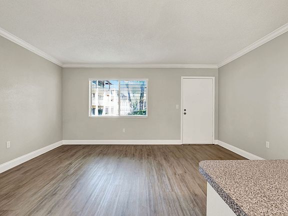 5th image of 109 Oyster Bay Cir APT 150