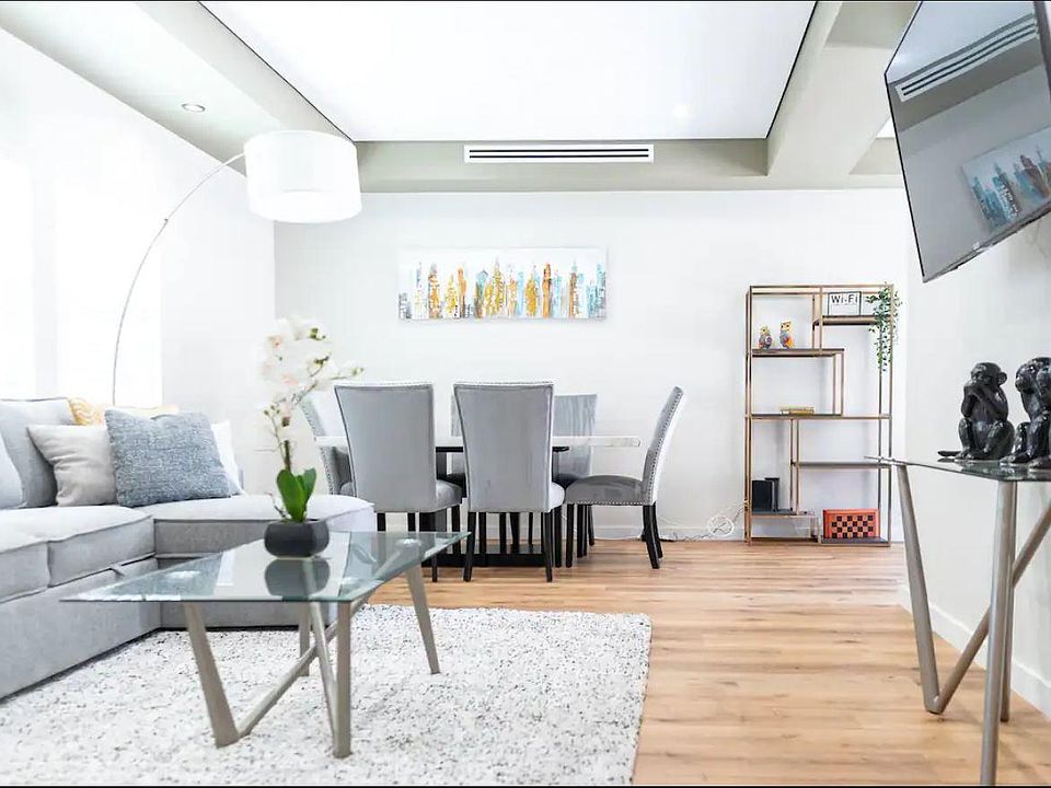 1st image of 6217 Carpenter Ave