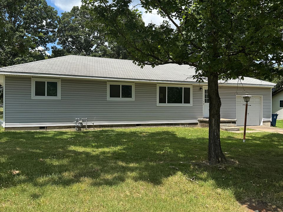 1st image of 3320 Indiana Ave