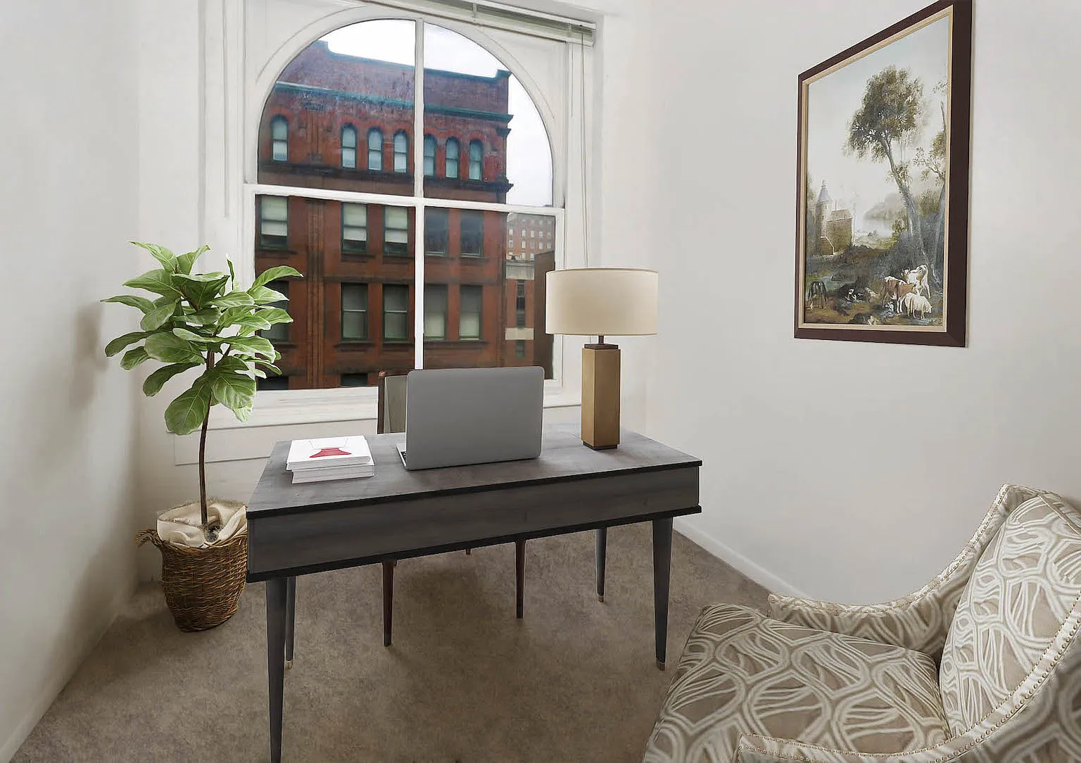 Marlboro Classic Apt & Redwood Square — Photo 3