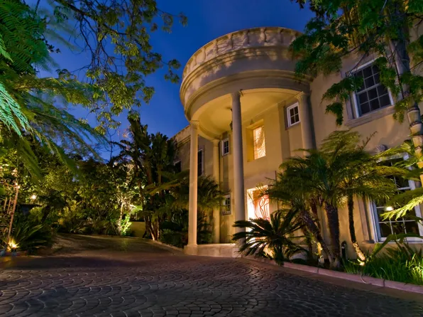 (undisclosed Address), Los Angeles, CA 90049