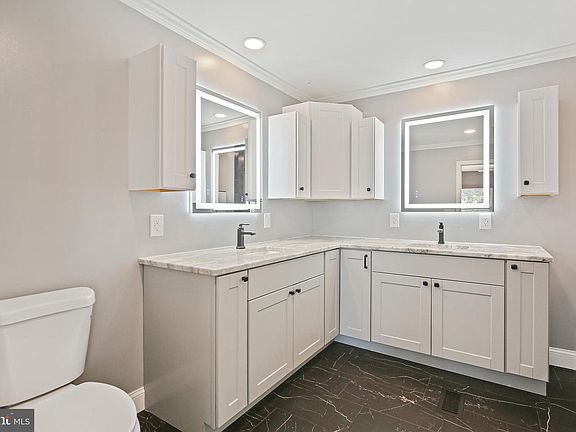 3rd image of 588 Saint Marys Ave