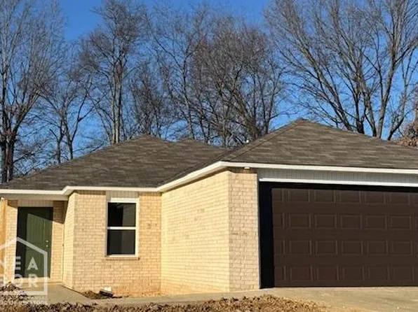 4812 Prospector Dr, Jonesboro, AR 72405