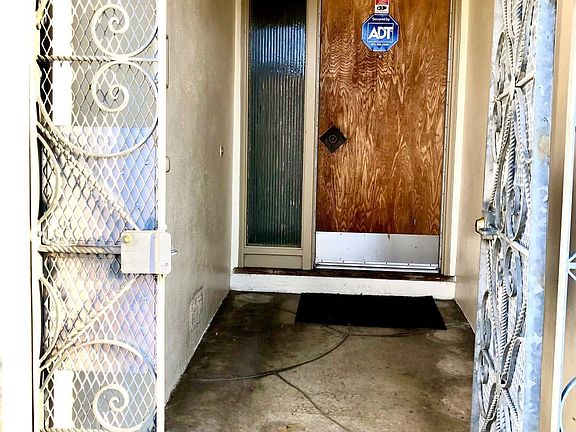 4th image of 226 Arleta Ave