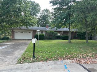 15 Meppen Ct, Saint Louis, MO