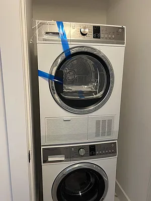 Rented by R New York | media 24