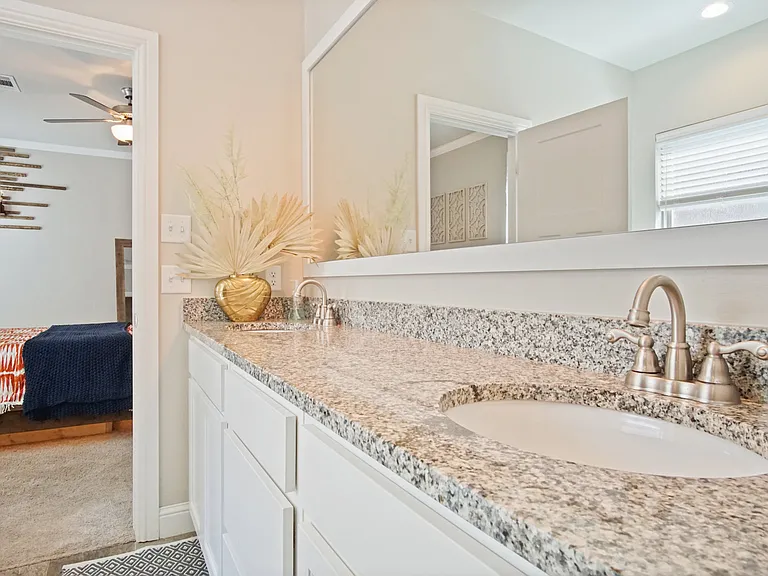 10004 Glover River Dr — Photo 27
