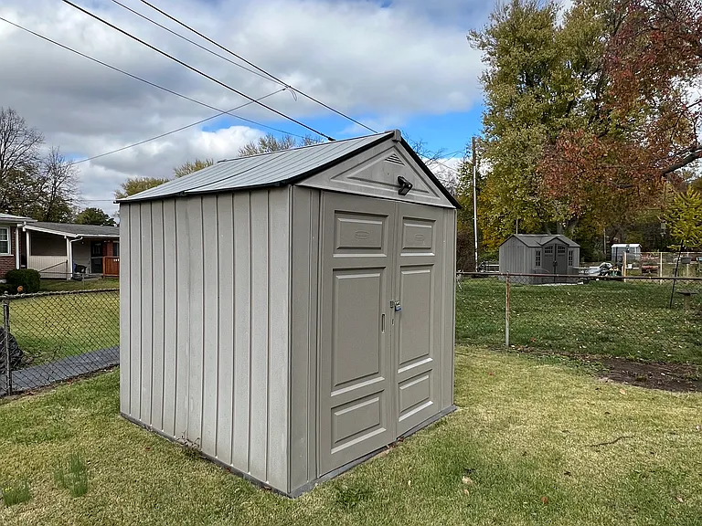 1065 Paddock Dr — Photo 8