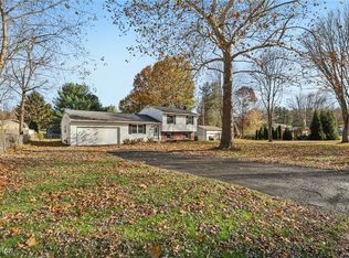 6407 Southview Dr, Clinton, OH 44216