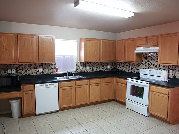 3rd image of 12832 Cedar Hollow Dr