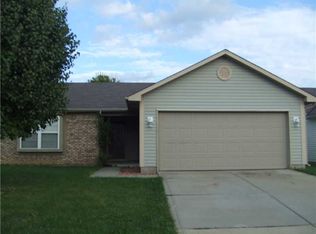 5833 Prairie Meadow Dr, Indianapolis, IN 46221