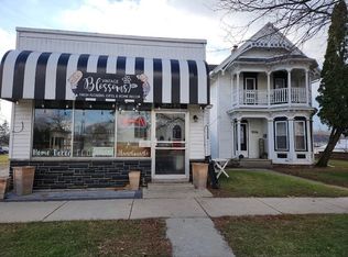 26249 E Huron River Dr, Flat Rock, MI