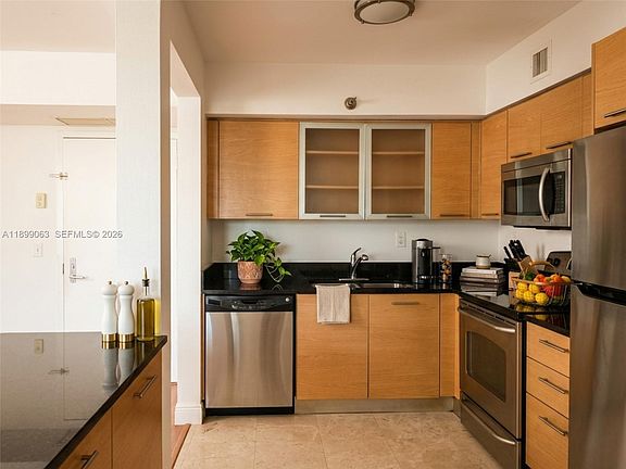 2nd image of 3300 NE 191st St APT 416