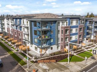 13777 75a Ave #108, Surrey, BC