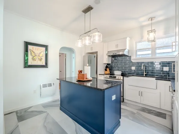 406 Ferry St, Everett, MA 02149