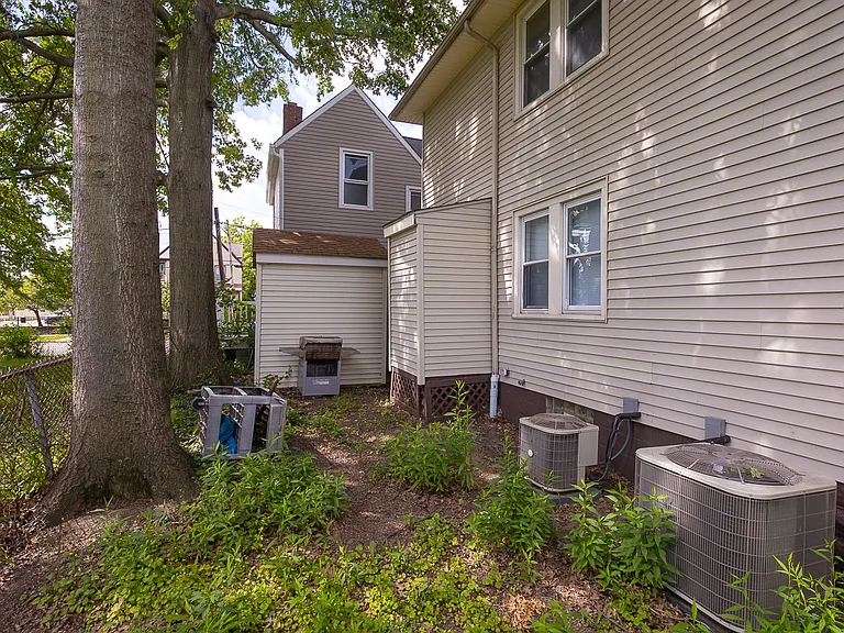 1545 Coutant Ave — Photo 20