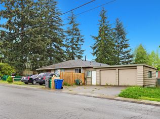 2733 NE 16th St, Renton, WA 98056