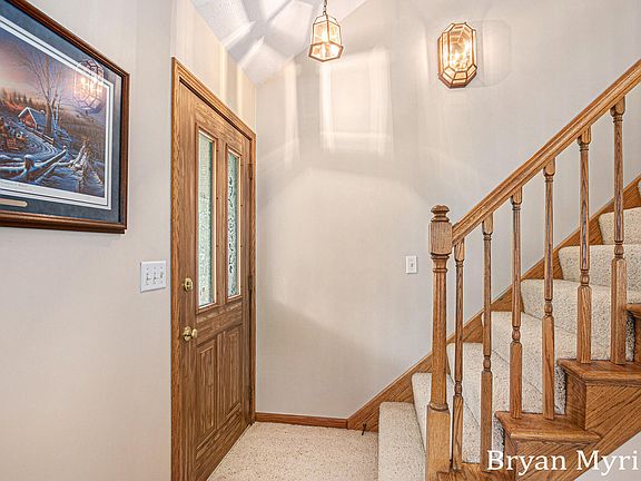 4th image of 3106 N 168th Ave