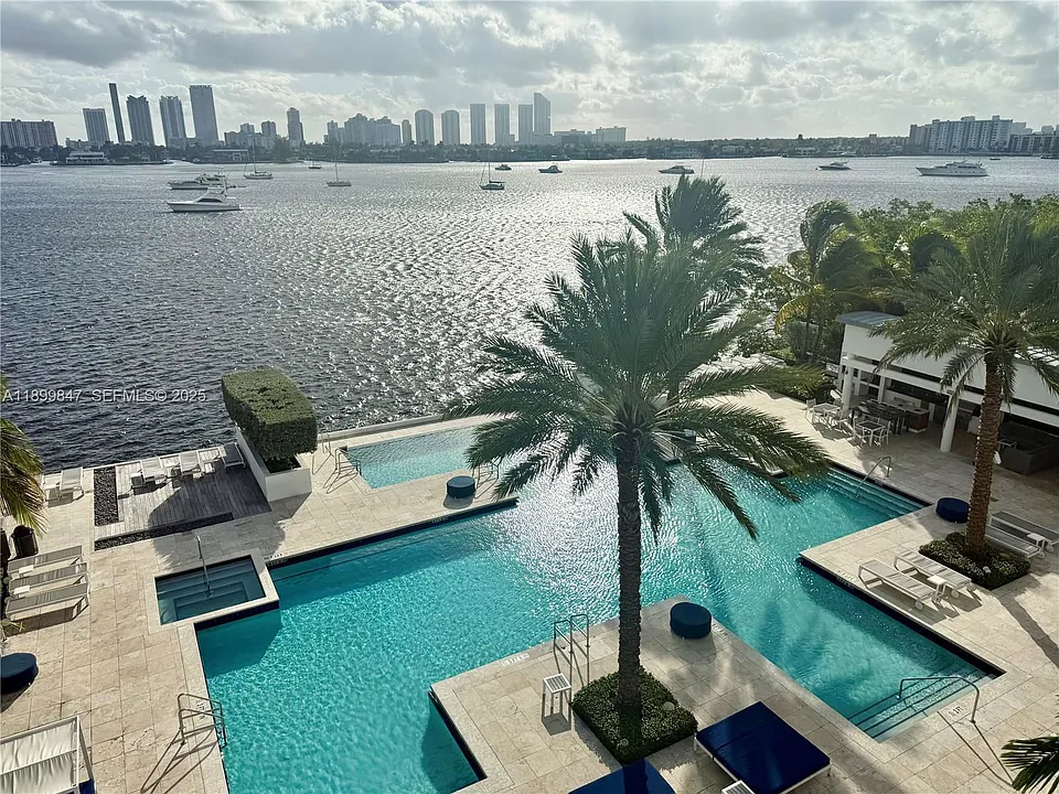 17111 Biscayne Blvd #409