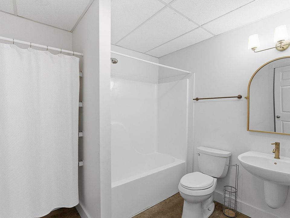 71st image of this home