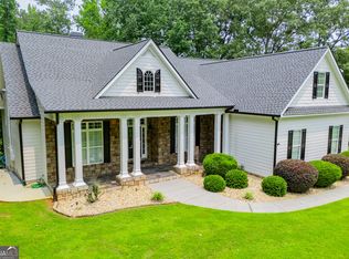 7037 Tara Dr, Villa Rica, GA 30180
