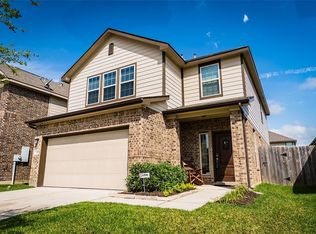 3056 Hawthorne Glen Ln, Dickinson, TX 77539